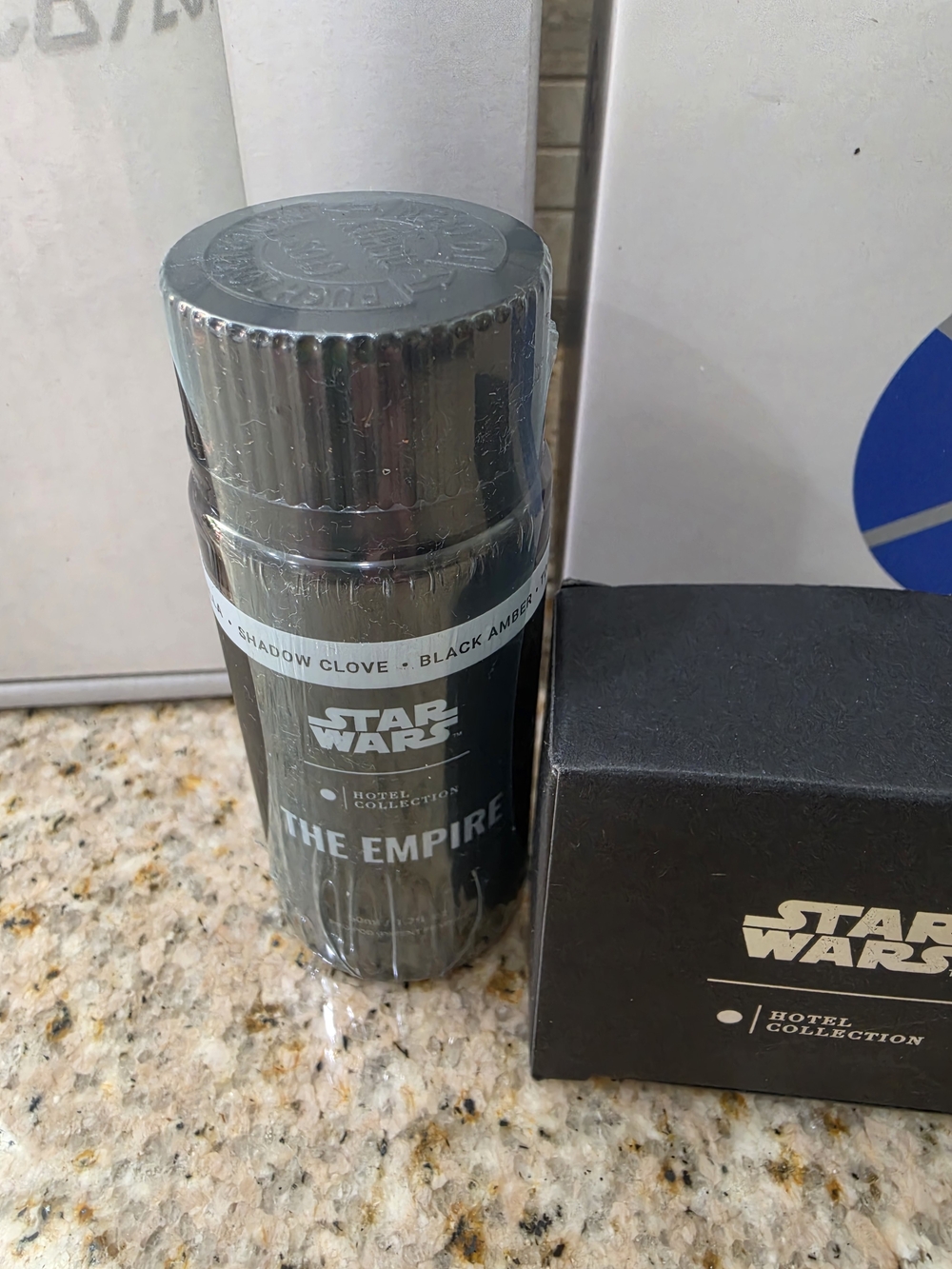 Hotel Collection Star Wars Bundle- Stormtrooper Diffuser, R2D2 Car Diffuser +Oil - Picture 4 of 6